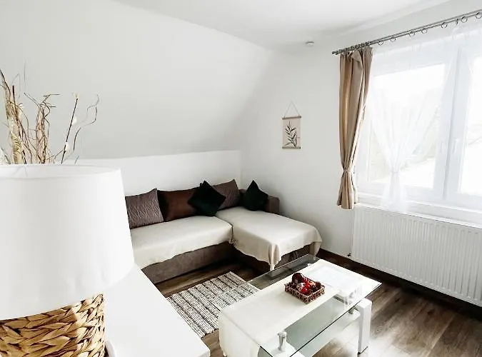 アパート Tramini エゲル